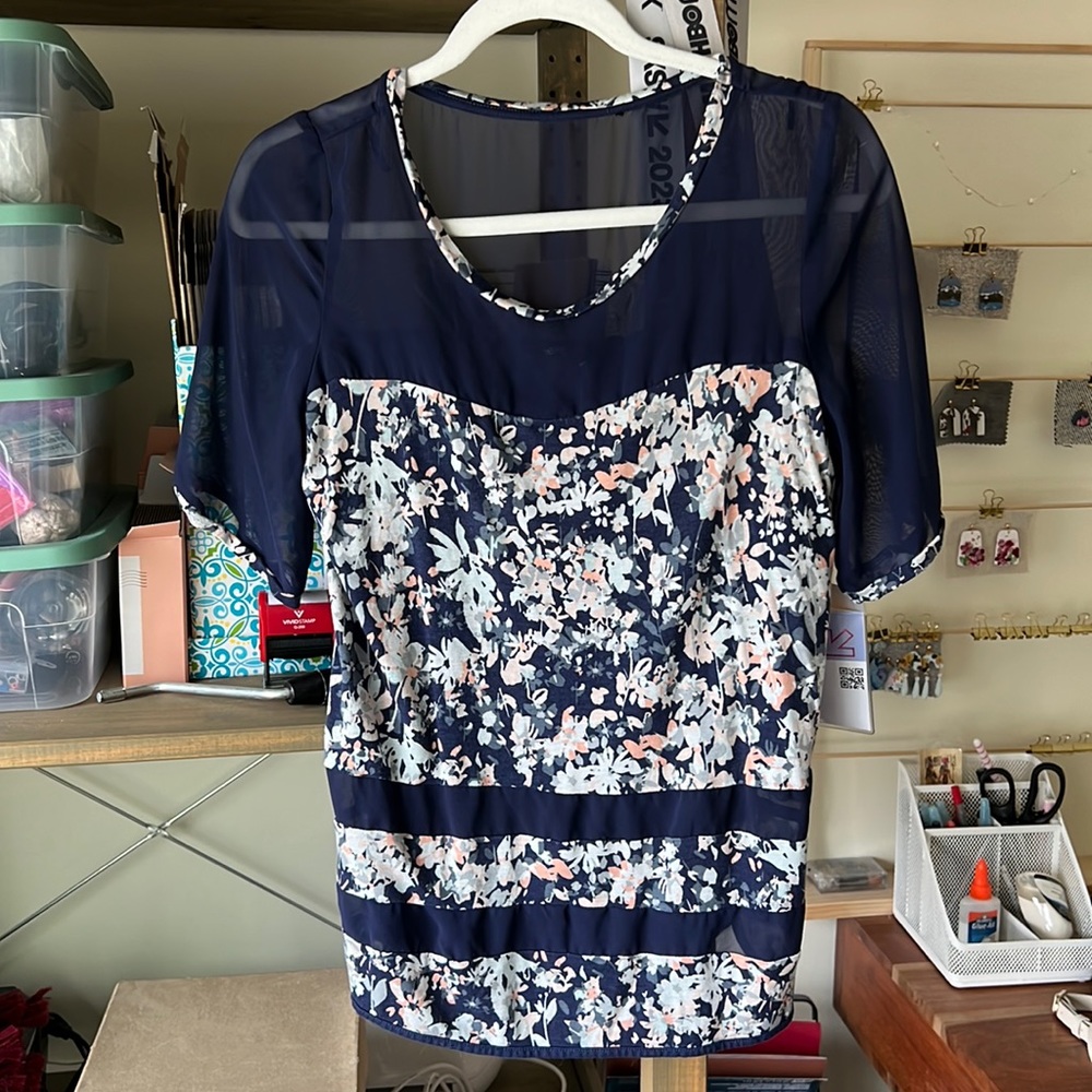 Next floral top